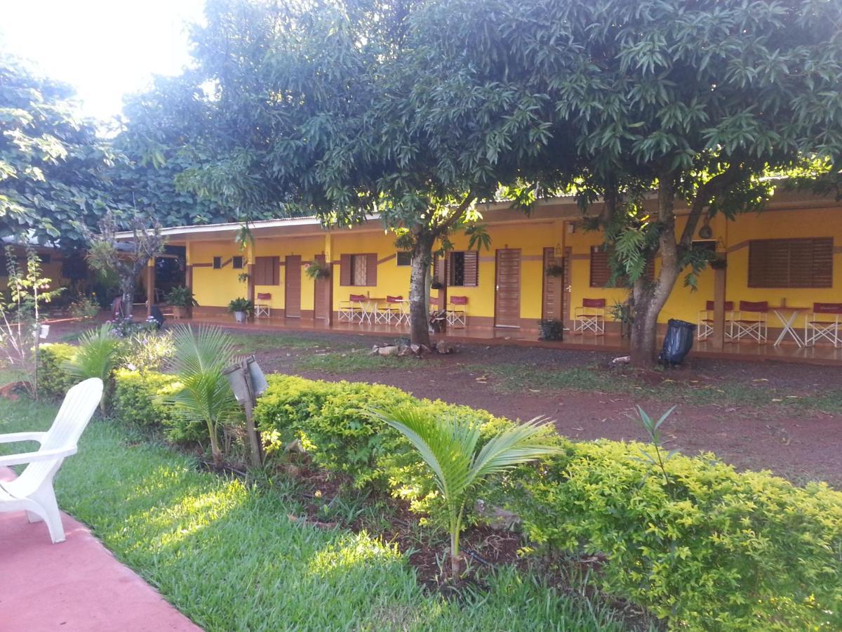 Hotel Los Amigos ปูแอร์โตอีกวาซู ภายนอก รูปภาพ