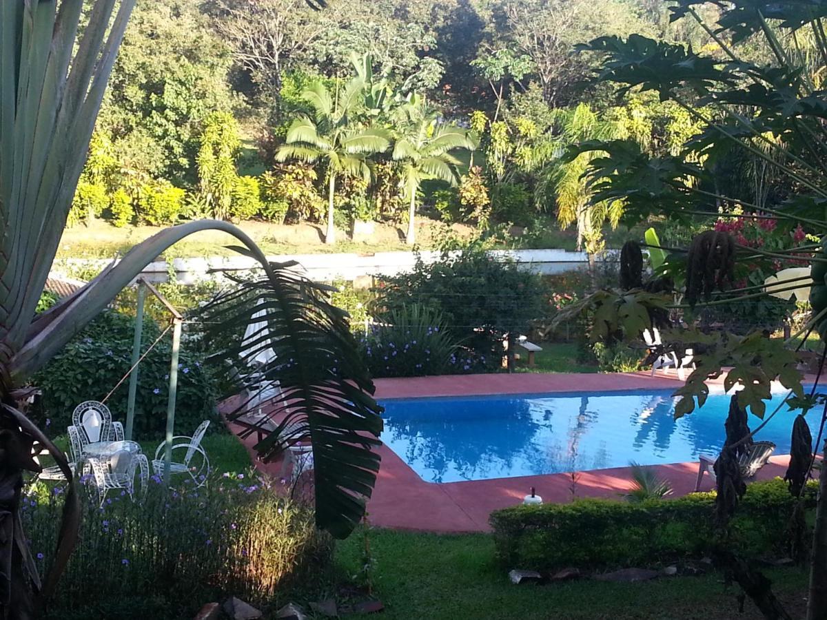 Hotel Los Amigos ปูแอร์โตอีกวาซู ภายนอก รูปภาพ