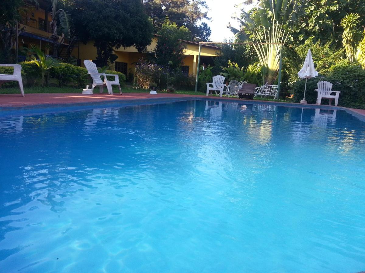 Hotel Los Amigos ปูแอร์โตอีกวาซู ภายนอก รูปภาพ